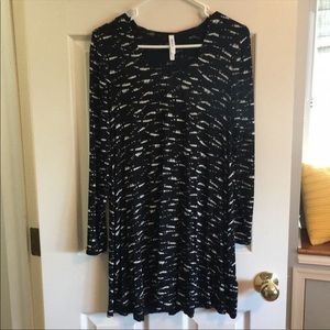 Long sleeve RVCA dress sz. S